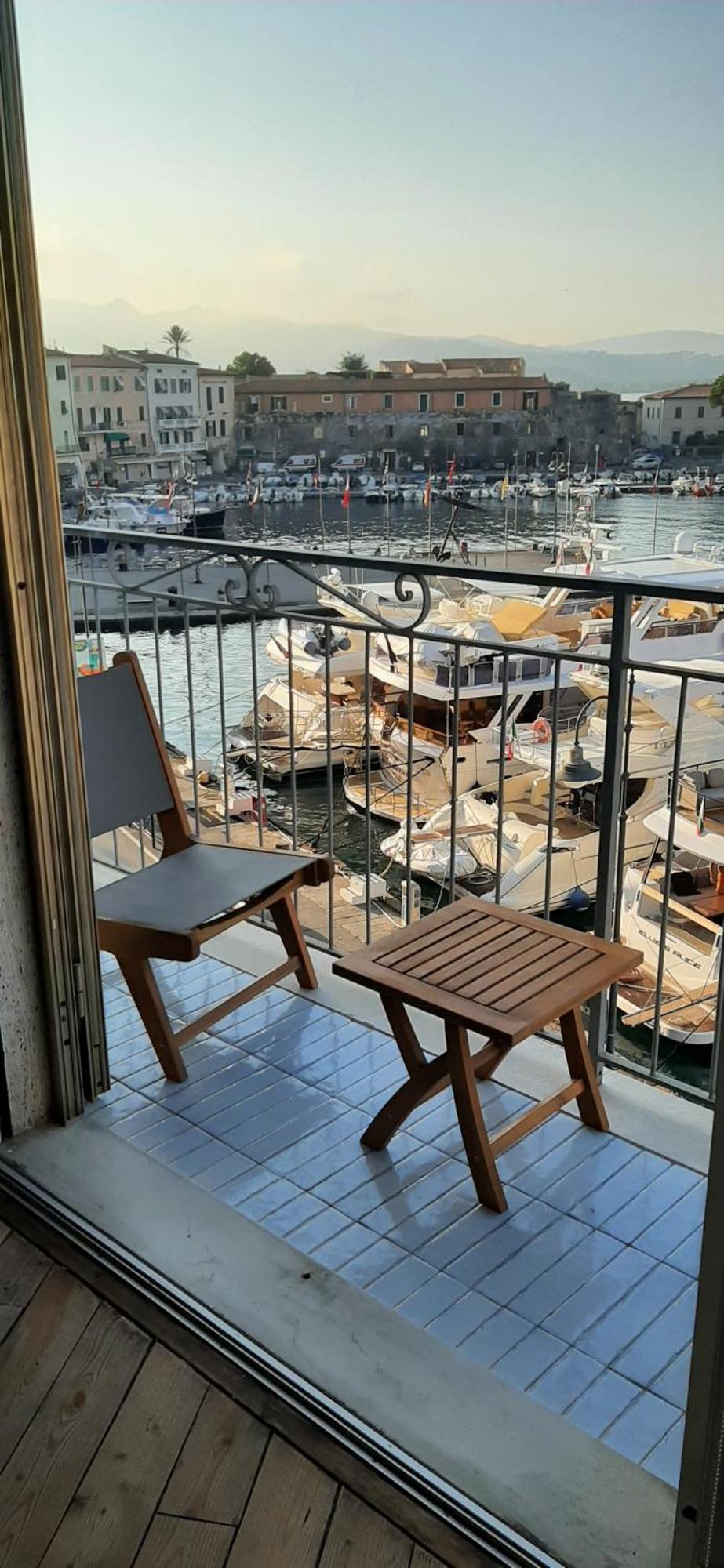 Апартаменти Monolocale La Darsena Портоферрайо Екстер'єр фото